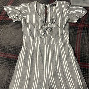 Gray & white jumpsuit size 3.